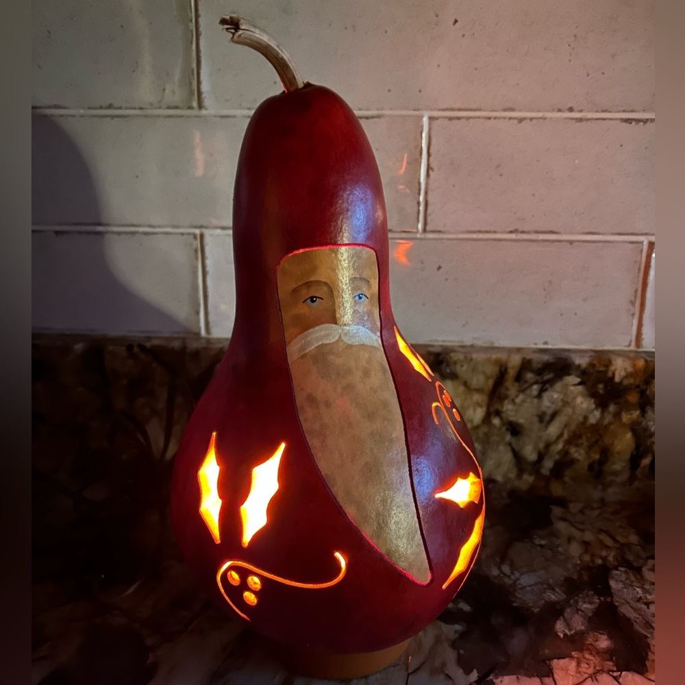 MEADOWBROOKE GOURDS Large Lit Santa Gourd Plug in Light - Picture 3 of 10